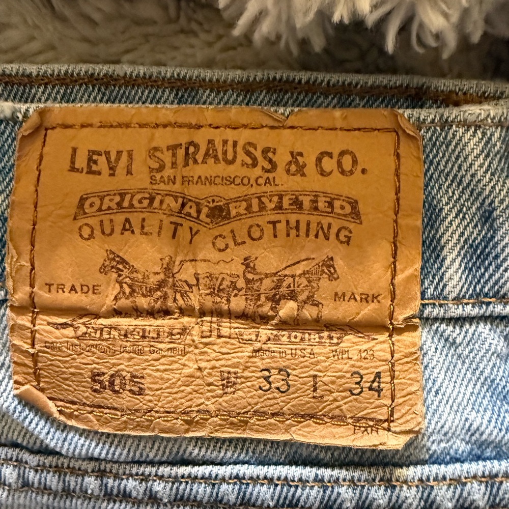 Levi's Relaxed Blue Jeans with Iconic Leather Patch